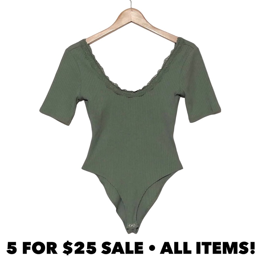 Forever 21 Ribbed Knit Bodysuit